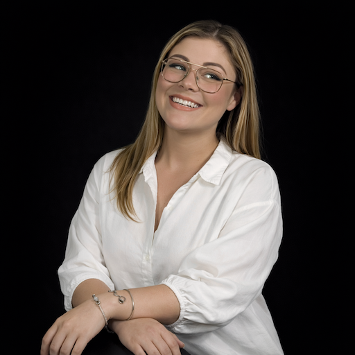 Danni Santillan Locutores